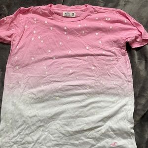Cute hollister tee would be super cute if cropped